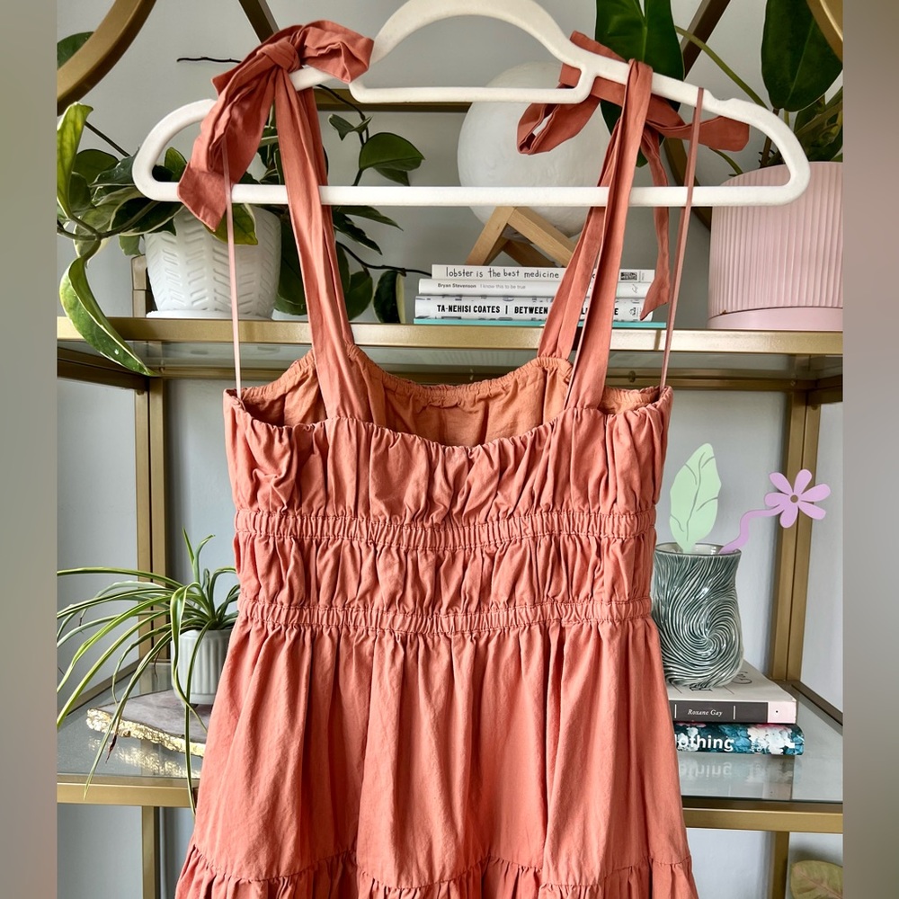 Vici Briella Tie Shoulder Tiered Midi Dress in Terracotta - Picture 8 of 9